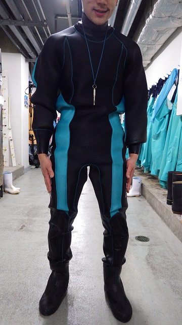201506_wetsuit_1.jpg